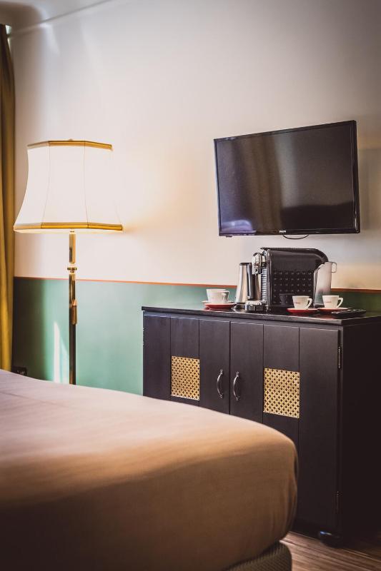 Grand Chambre Double Room image 4