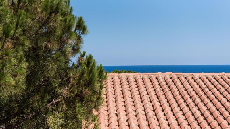 Two-Bedroom Apartment with Sea View image 2