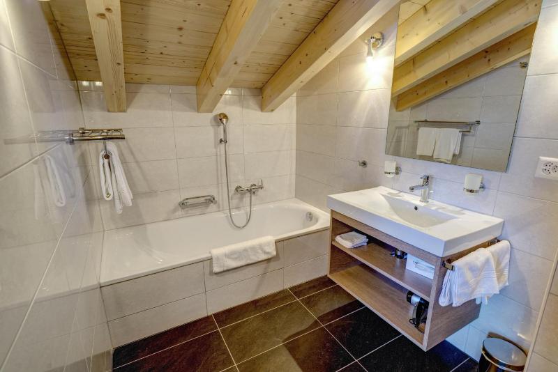 Premium Double or Twin Room image 2