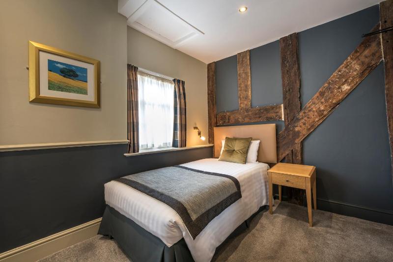 Standard Single Room image 4