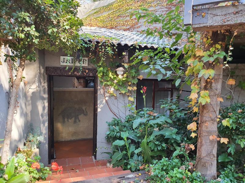 Waterhouse Guest Lodge - Indus Street - image 2