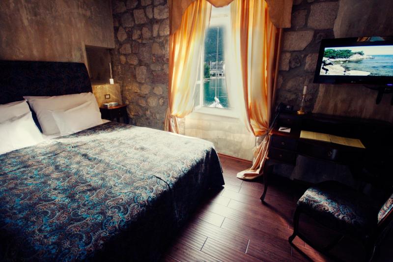 Junior Suite with Sea View image 3