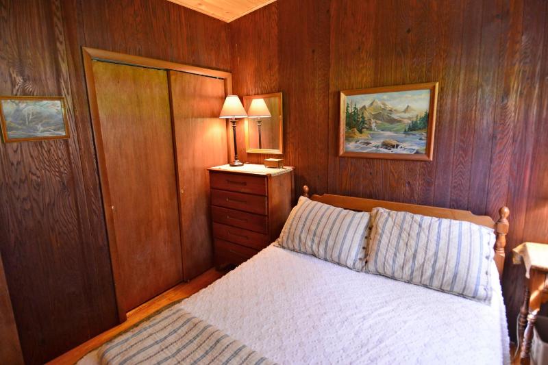 Two-Bedroom House image 3