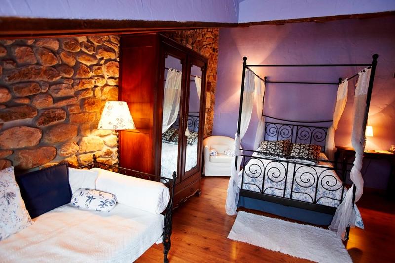 Junior Suite with Spa Bath image 3