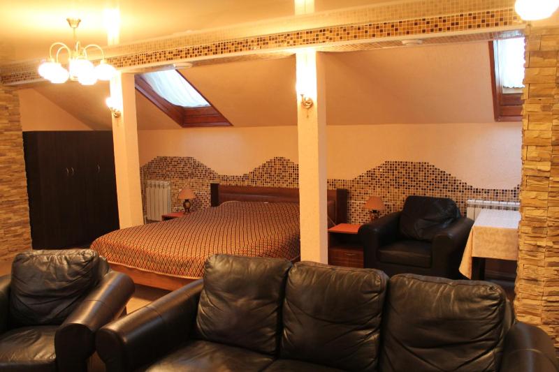 Apartment image 3