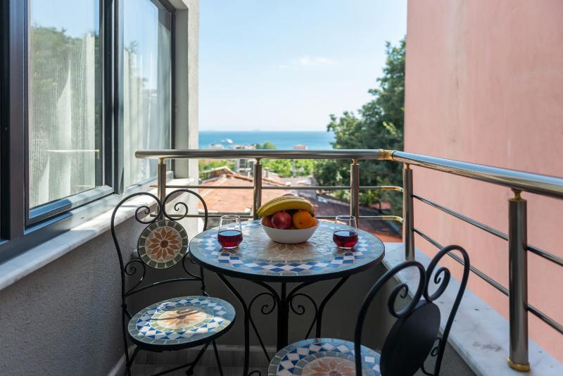 BLUE MARMARA SUITES - image 13
