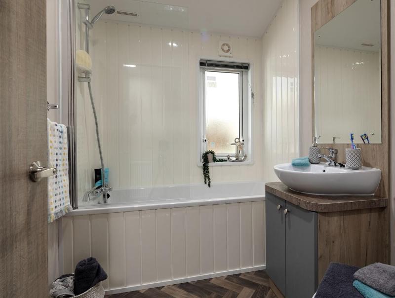 Three-Bedroom Chalet image 4