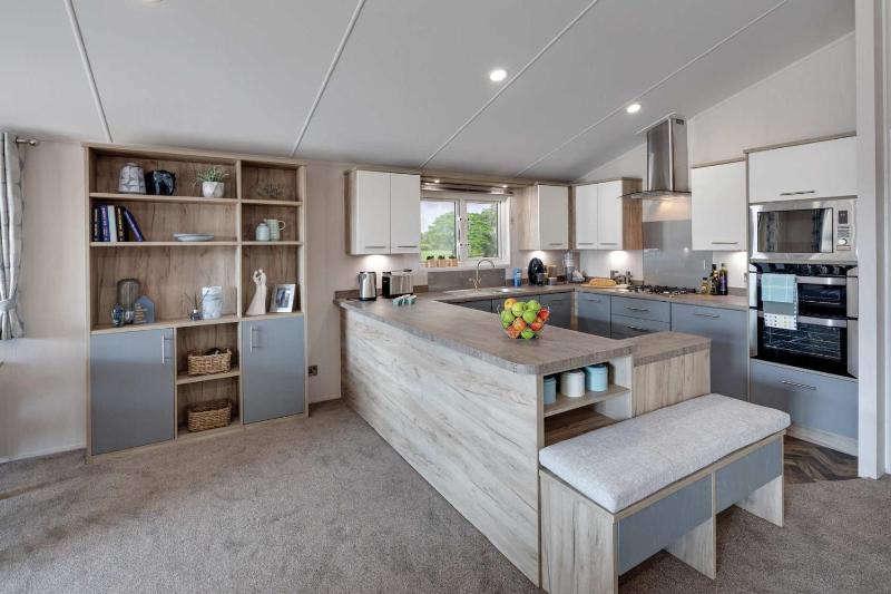 Three-Bedroom Chalet image 3