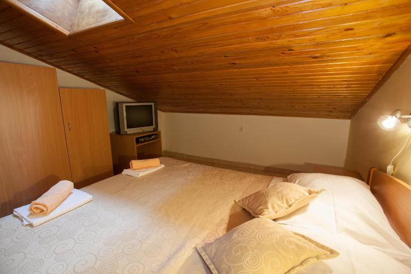 Attic Double Room image 2