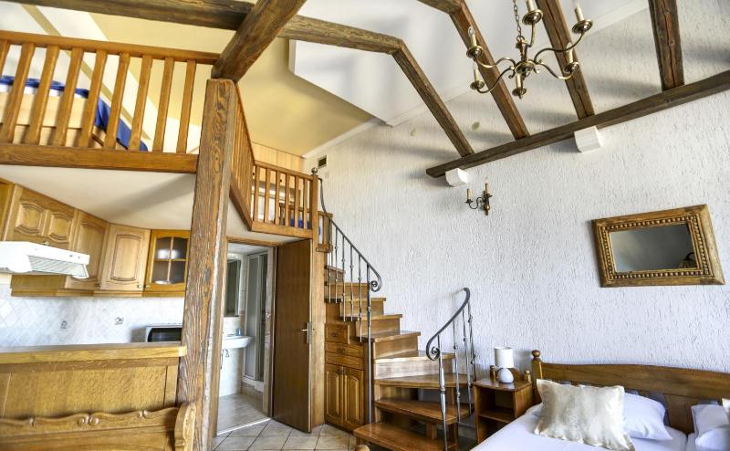 Duplex Studio with Terrace and Sea View image 2