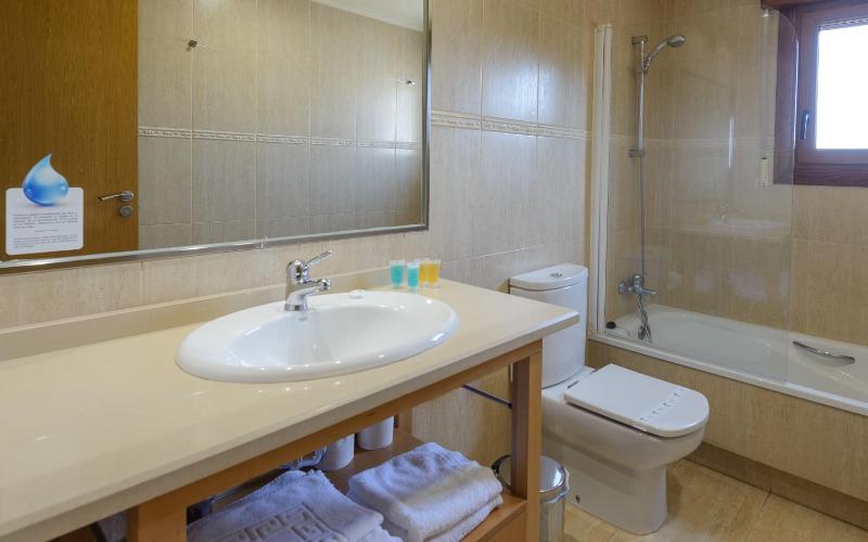 Apartamentos Trisquel - image 13