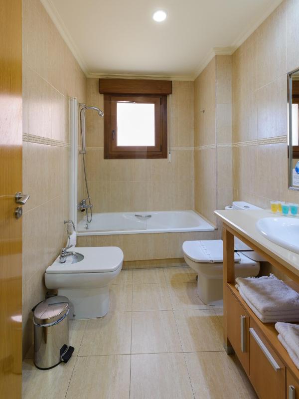 Apartamentos Trisquel - image 12
