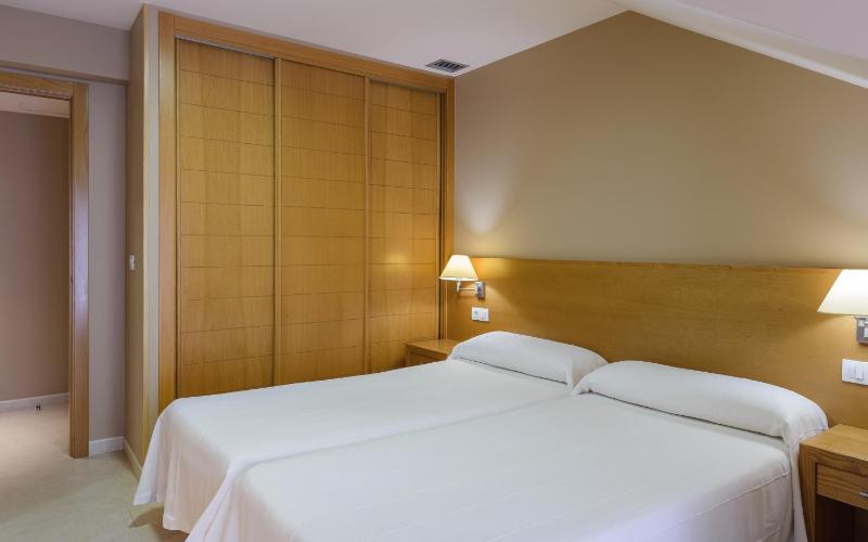 Apartamentos Trisquel - image 30