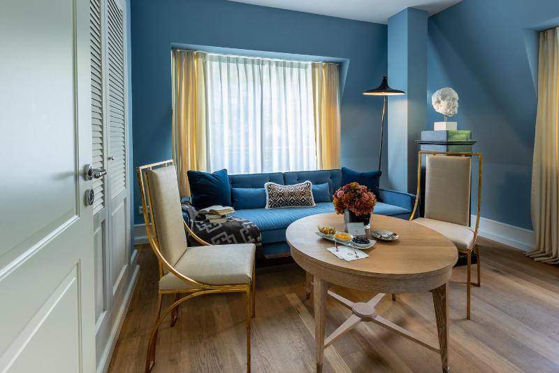 Superior Suite image 3
