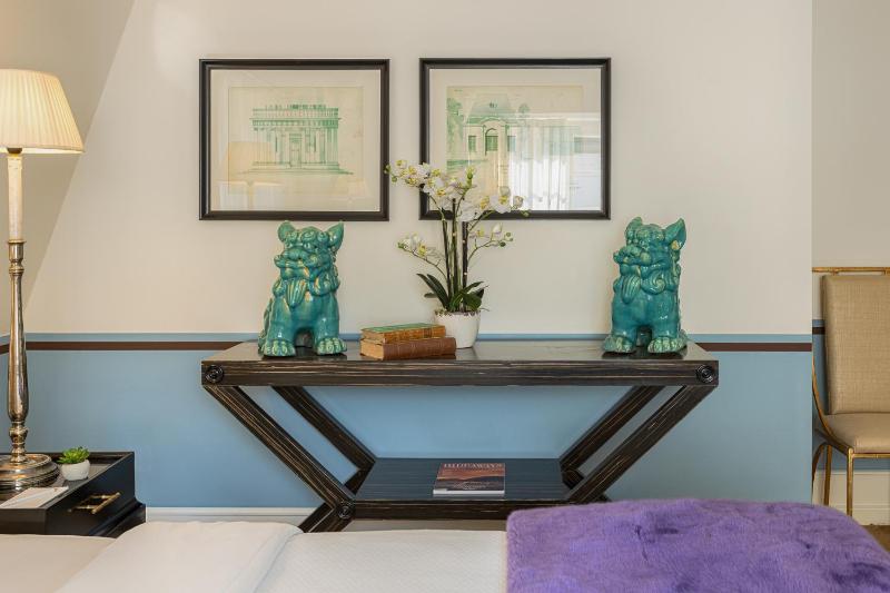 Superior Suite image 4