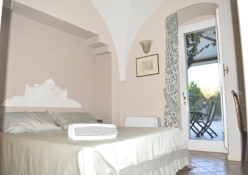Double Room with Terrace image 4