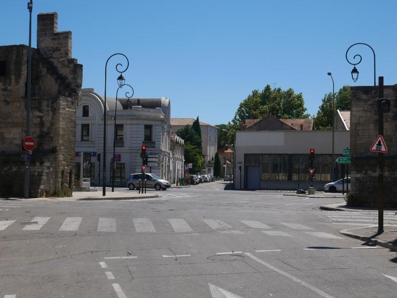 One-Bedroom Apartment image 2