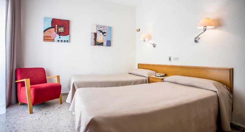 Hotel Leuka - image 23