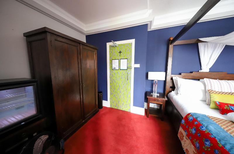 Deluxe Double Room image 4