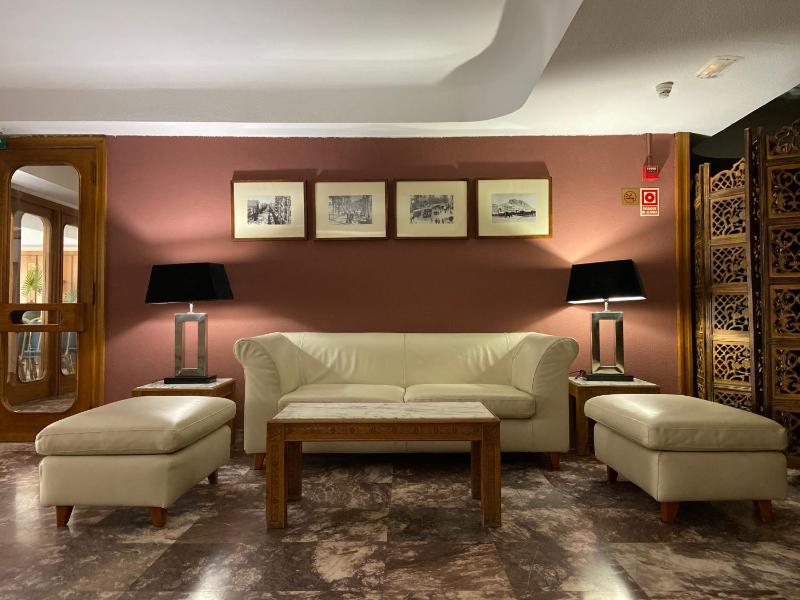 Hotel Leuka - image 16