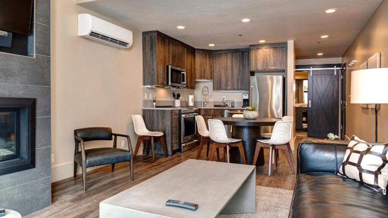 33 Ski Village Loft 3BR by SkyRun Park City - image 14
