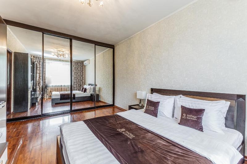 One-Bedroom Apartment image 3