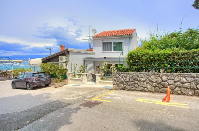 Holiday Home image 2