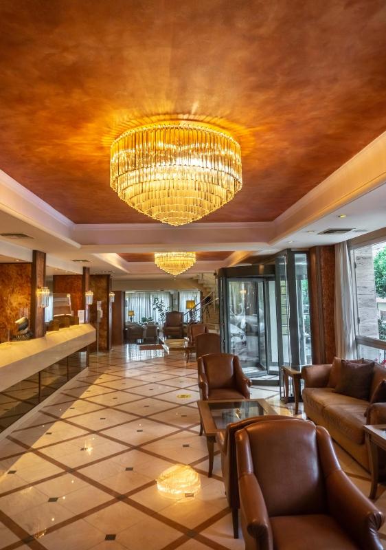 Park Hotel - image 22