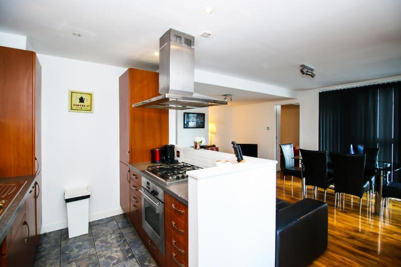 3 Bedroom Apartment (6 adults) image 1