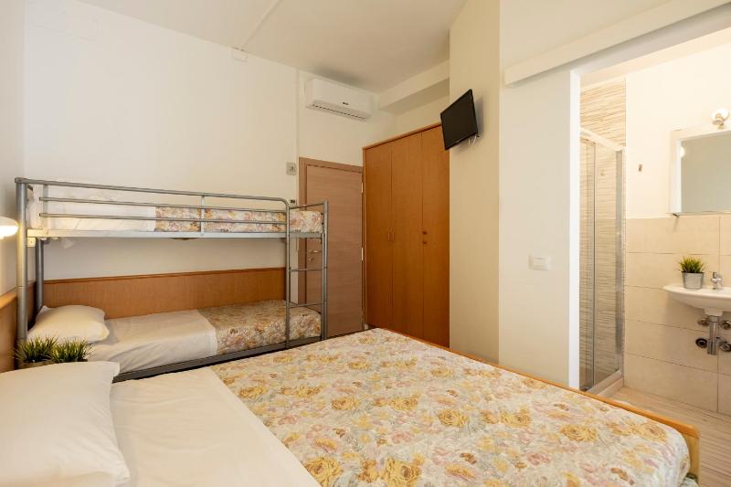 Hotel Lexington - image 13