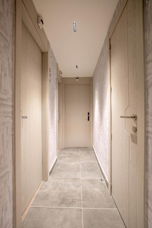 Hotel Zeus - image 2