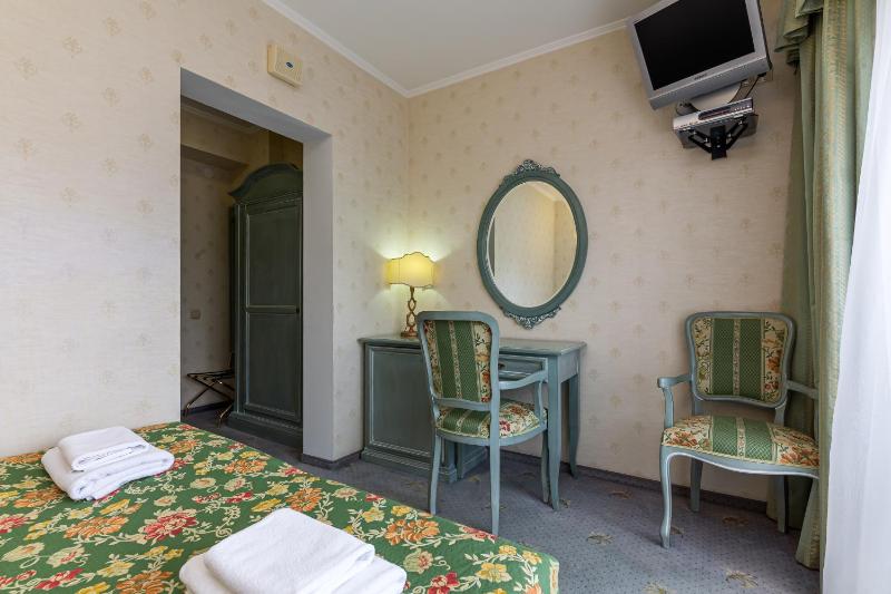 Junior Suite image 4