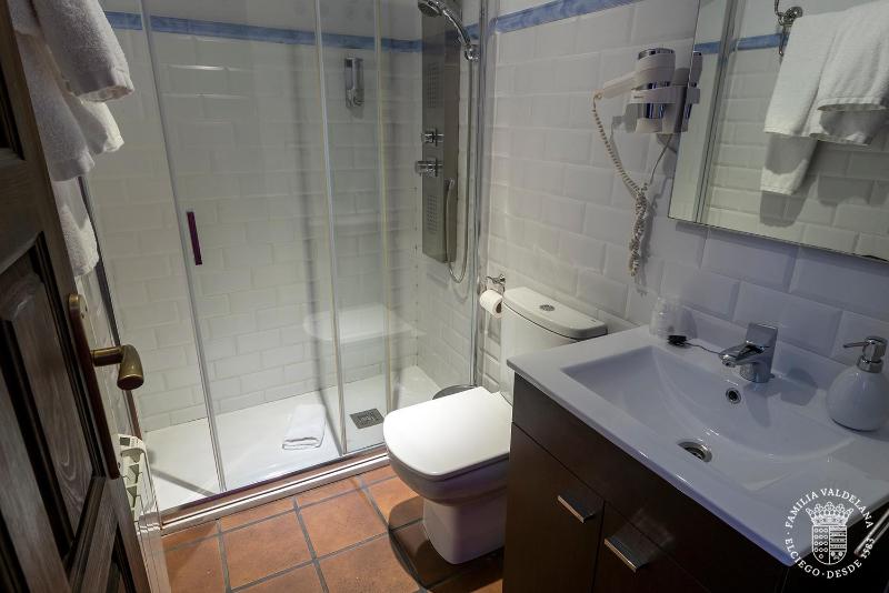 Four-Bedroom House image 2