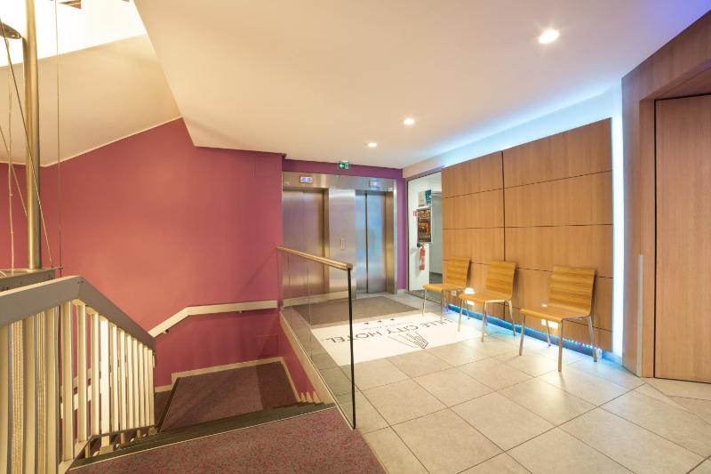Lille City Hotel - image 31