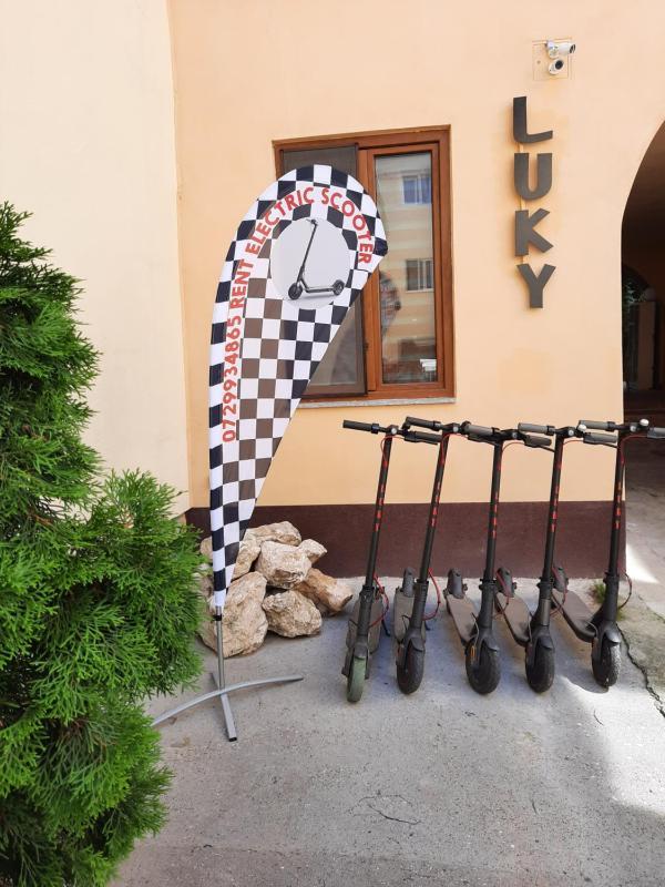 Studio Apartment image 2