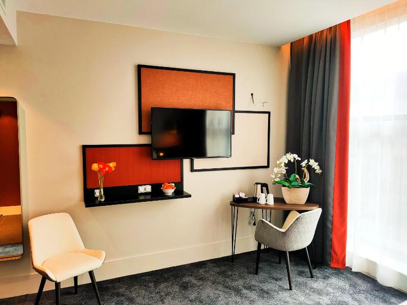 Double Room Tradition image 3