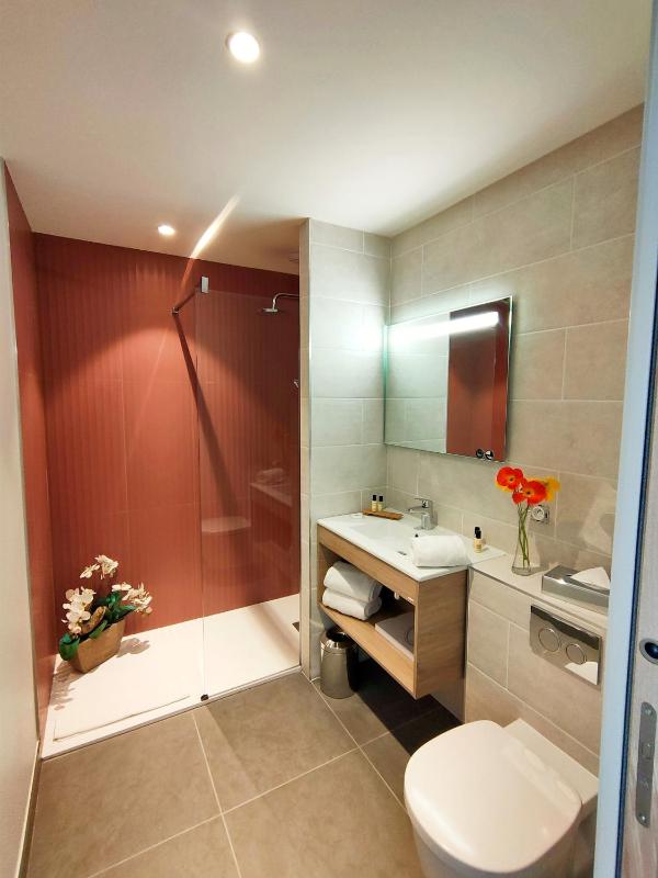 Double Room Tradition image 2