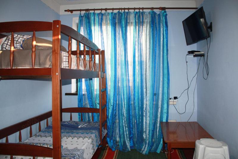 Quadruple Room image 2