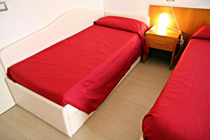 Double Room - Disability Access image 2