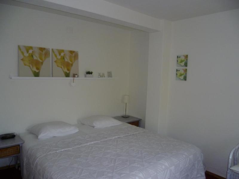 Standard Twin Room image 1