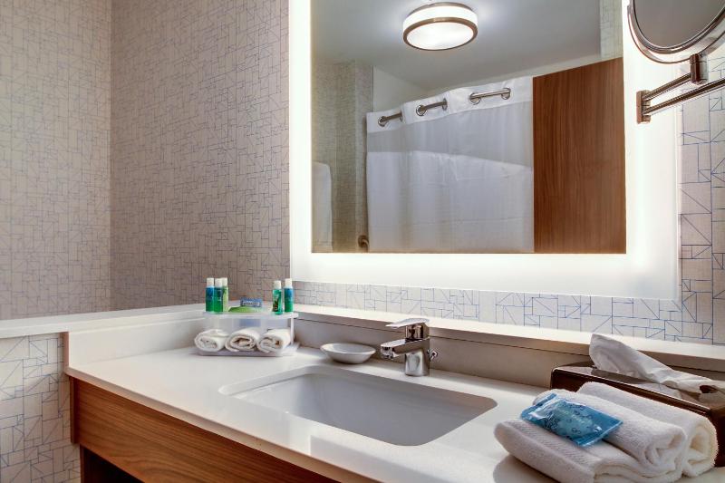 Standard Room image 3