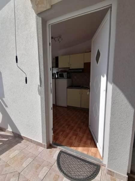 Apartment Krmpotić - image 10