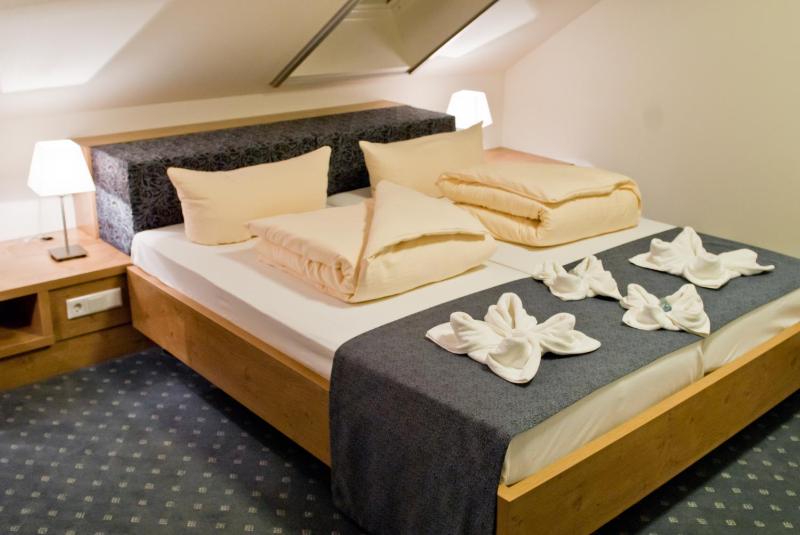 Double Room image 1