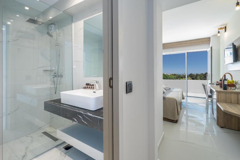 Castellum Suites - All Inclusive - image 3