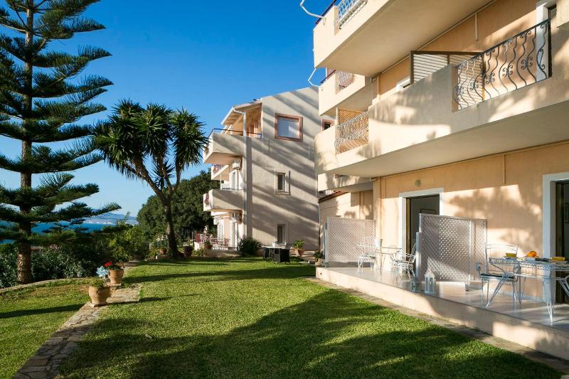 Panorama Fanari studios and apartments - image 33