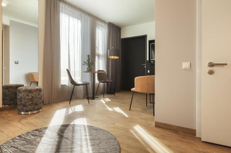 Holiday Inn - the niu Leo Nuremberg by IHG - image 9