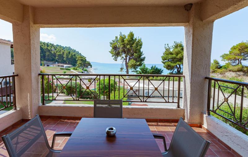 Junior  Sea Suite with Sea View image 3