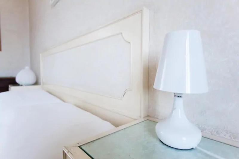 Triple Room with Private External Bathroom image 2