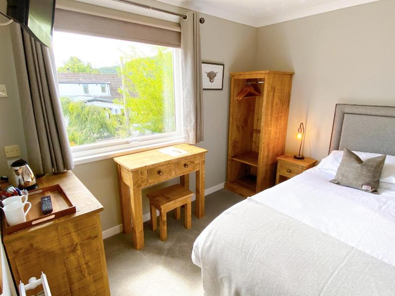 King Room image 4