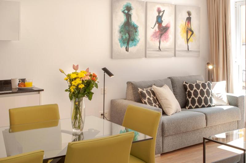 MyFlats Luxury Downtown - image 40